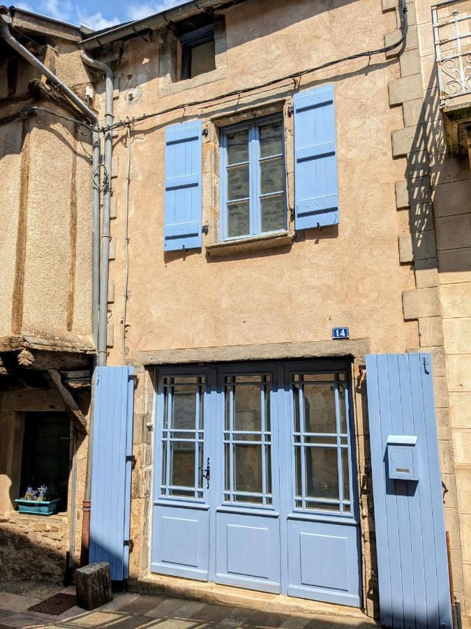 Le Quatorze, Au Coeur De Najac Villa Luaran gambar