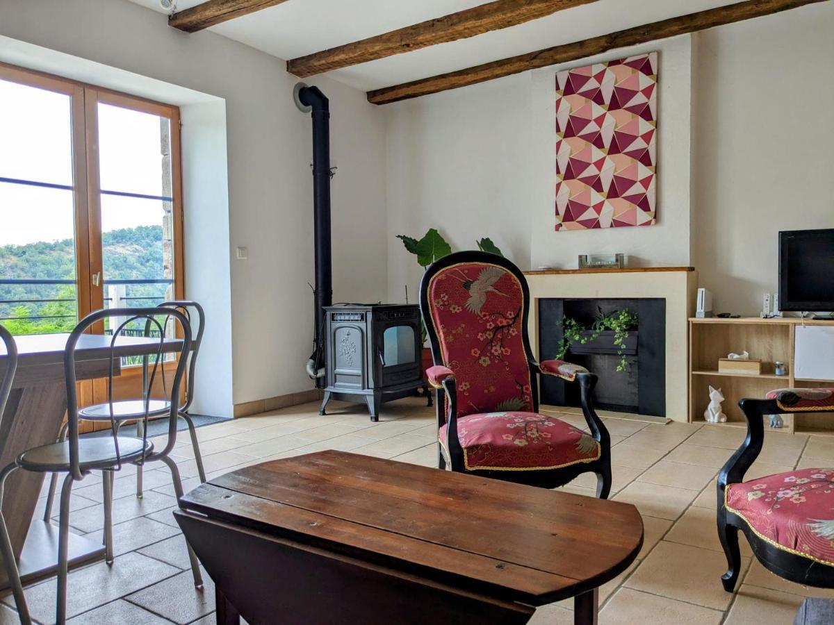 Le Quatorze, Au Coeur De Najac Villa Luaran gambar